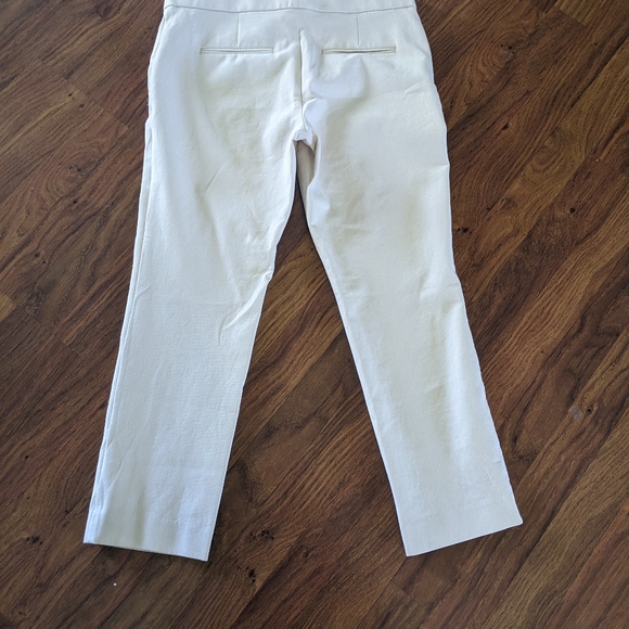 Ann Taylor Light Cream Cropped Dress Pants - Sz 6 - Picture 5 of 5